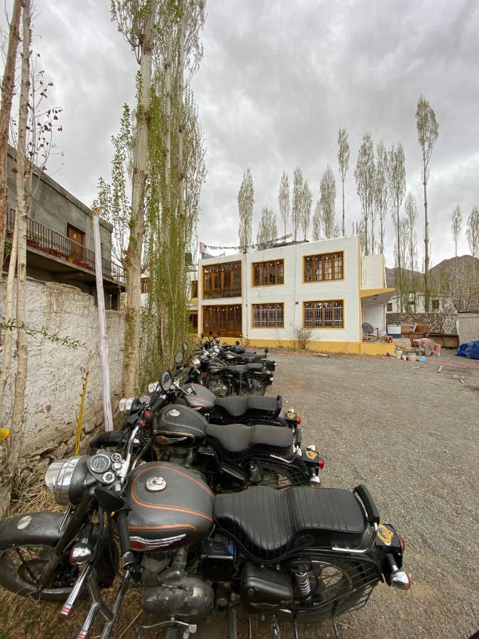 Happy Drifters Hostel Leh Exterior photo